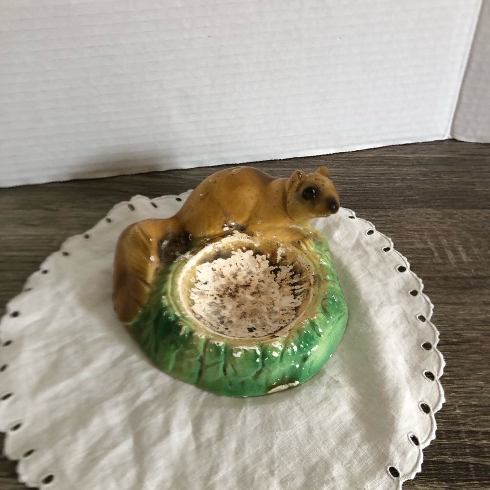 Vtg Chalkware Squirrel Decor